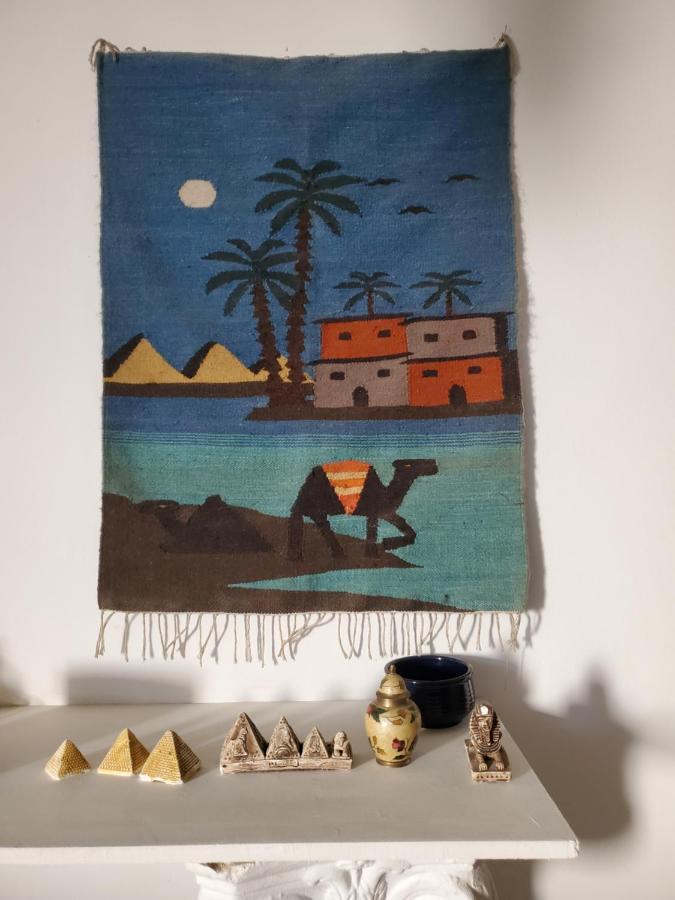Pyramids Island *